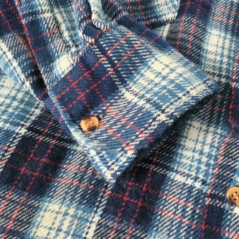 Vintage Timber Ridge soft acrylic button down - Picture 6 of 9